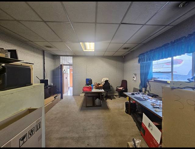 600M² WAREHOUSE FOR SALE IN ACTIVIA PARK
